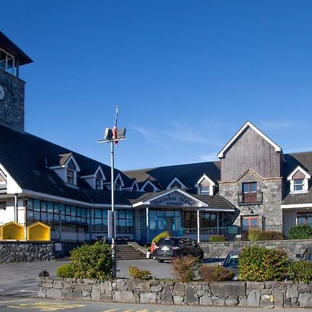 Peacockes Hotel Maam Cross Exterior photo